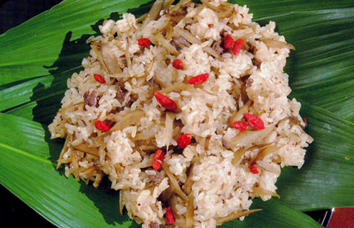 ゴボウと牛肉のおこわと変わりおでん