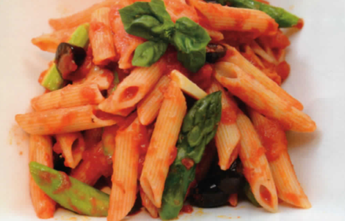 ペンネアラビア一夕・アスパラ風味と野菜とタイの紙包み焼き