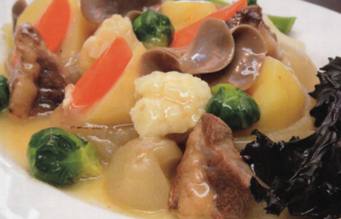 洋風タマネギまるごと肉じゃがと新タマネギのさっぱりサラダ