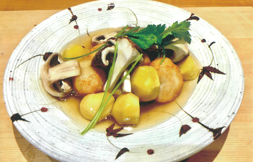 レンコン餅、栗ときのこのあん掛けと若鶏とマイタケのカレーフリット