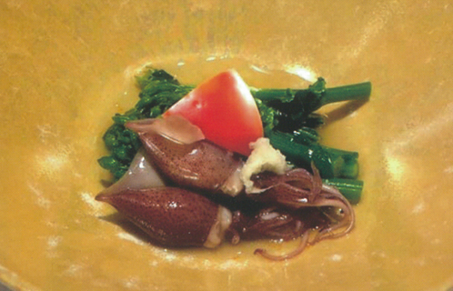 ホタルイカとナバナのおひたしとアサリとトマトのオイル蒸し