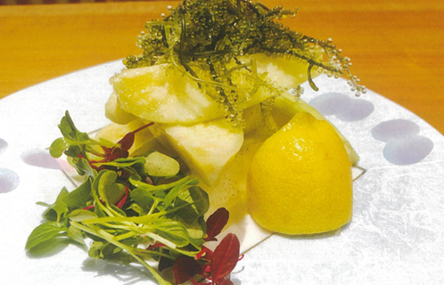 水ナスのサラダとトウモロコシの炊き込みご飯